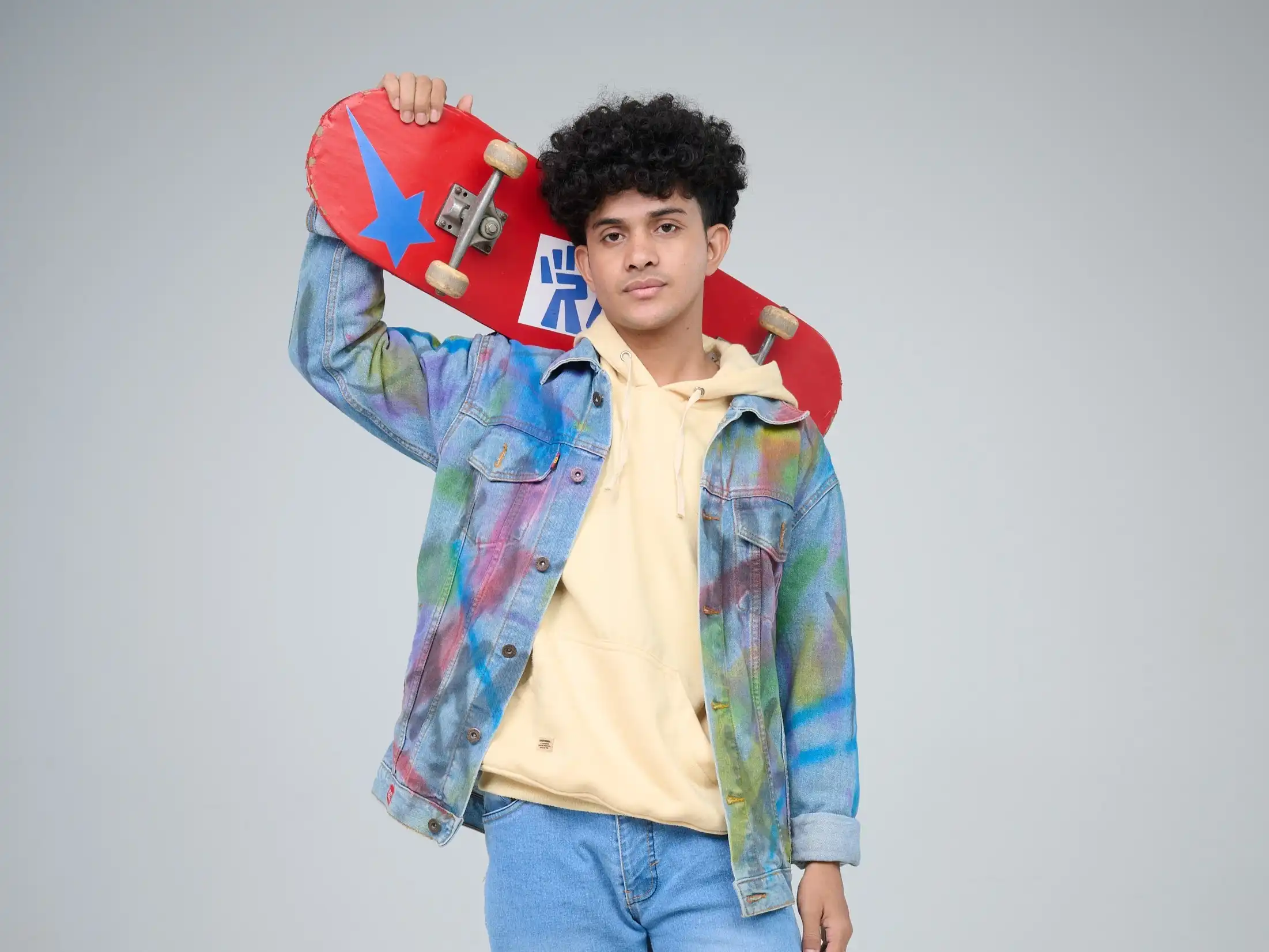 siapa bilang semua cowok harus maskulin